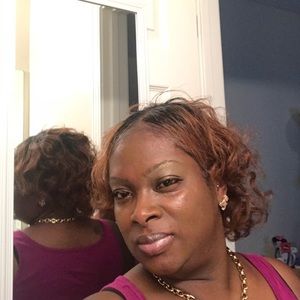 Meet your Posher, Veronica